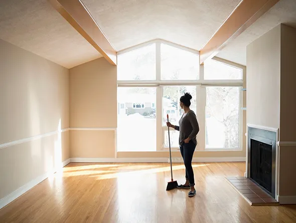 Key benefits of professional move-out cleaning in Canfield and Farrell including eco products and quick service.