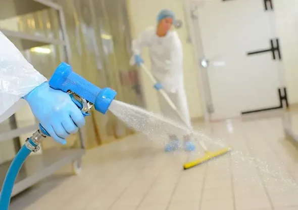 Trusted and experienced commercial cleaning team serving Austintown OH with tailored cleaning plans.